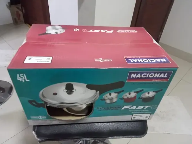 Panela de Pressão Fechamento Externo 4,5L Polido Nacional