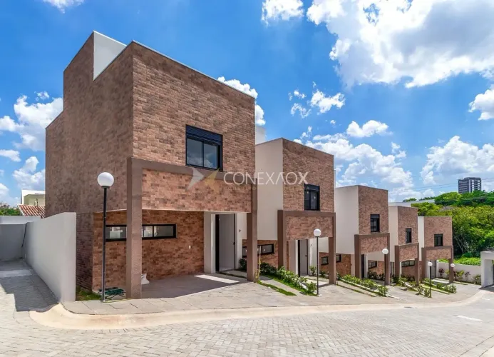 Casa em condomínio à venda no Jardim das Paineiras, próximo ao Shopping Iguatemi