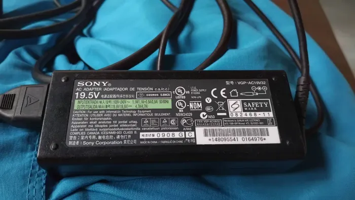 Fonte notebook sony vaio vgp-ac19v32