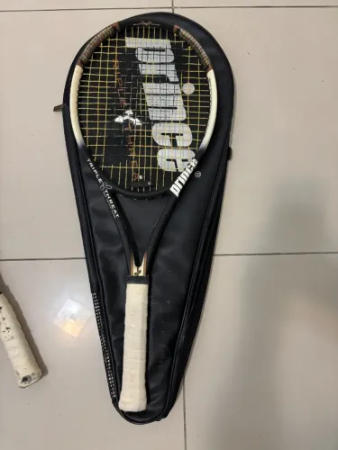 RAQUETES DE TÊNIS E SQUASH