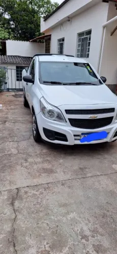 Chevrolet Montana LS 1.4 Econoflex 8V 2P 2017 com Santo Antônio e capota marítima 