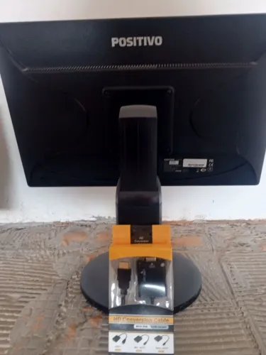 Monitor positivo 20 polegadas com adaptador HDMI acompanha os cabos 