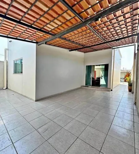 OPORTUNIDADE ÚNICA - UNIÃO CASA COM PISCINA - COD G072