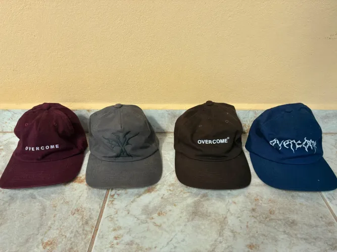 4 Bonés Dad Hat Overcome