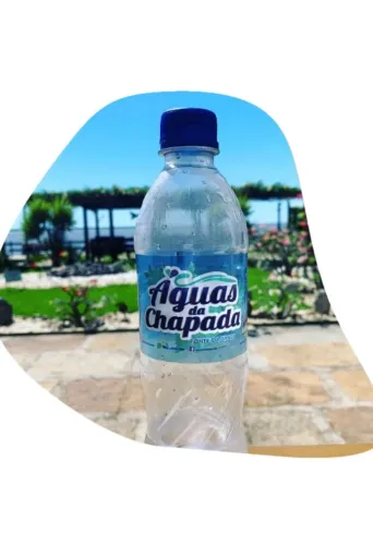 Água Mineral Personalizada: Mais que Hidratação, É Marketing!