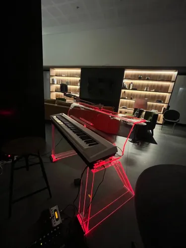 Suporte para Piano Digital em Acrílico Led Rgb