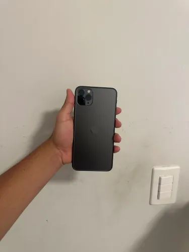 iPhone 11 Pro Max todo original 