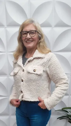 Jaqueta Teddy Feminina - Conforto e Estilo para o Inverno