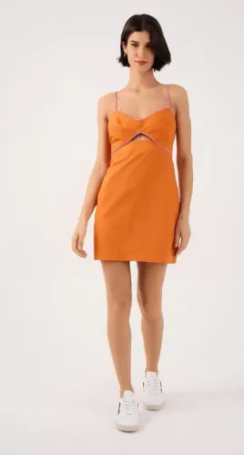Vestido Laranja com Detalhes em Rosa dress to com etiqueta