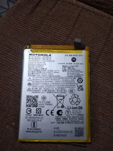 Bateria do celular Motorola G24 G34 G04 G04S E14 funcionando