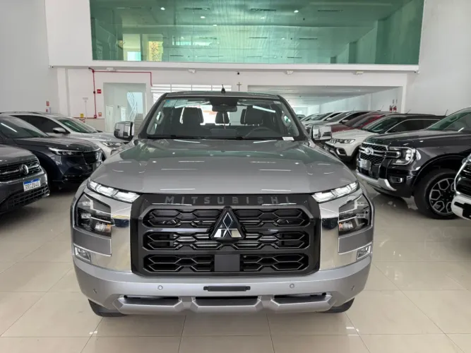 L200 TRITON HPE-S 2.4 4X4 2026 0 KM