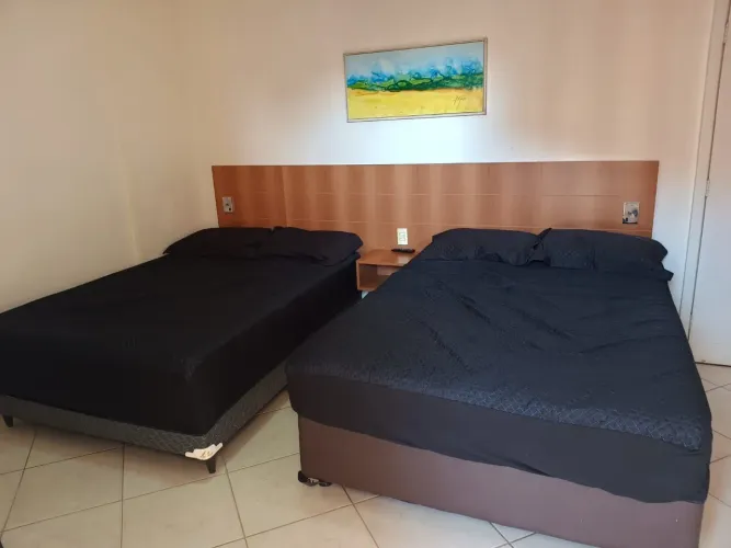 Flat em Caldas Novas 300m do shopping (não é cota)