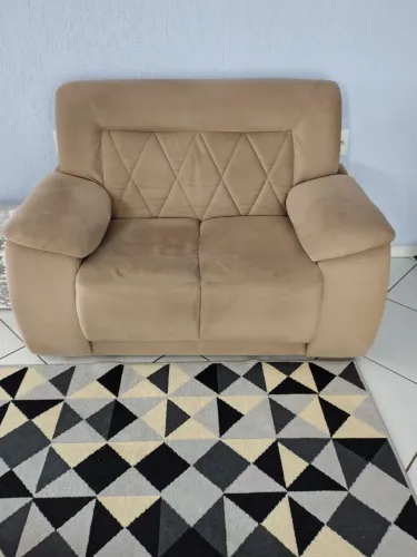 Sofá 2 lugares
