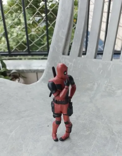 Boneco Deadpool mini