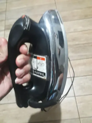 Ferro black decker modelo vfc 12-10-t funcionando perfeito