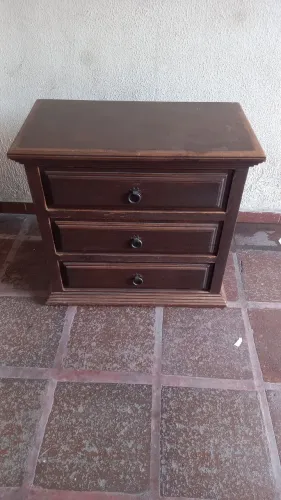 Cómoda.Alt,60 L.36cm Com.66 cm