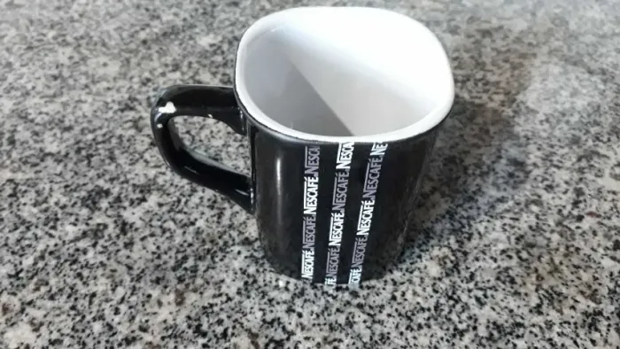 Antiga Caneca de Café Brinde Promocional da Nescafé Letrinhas de 0,150 ML 