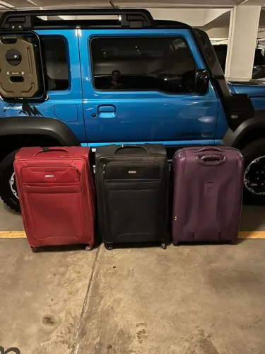 500 reais cada mala da samsonite aceito proposta.