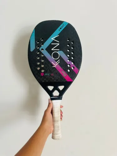 Raquete Kona KDoze!