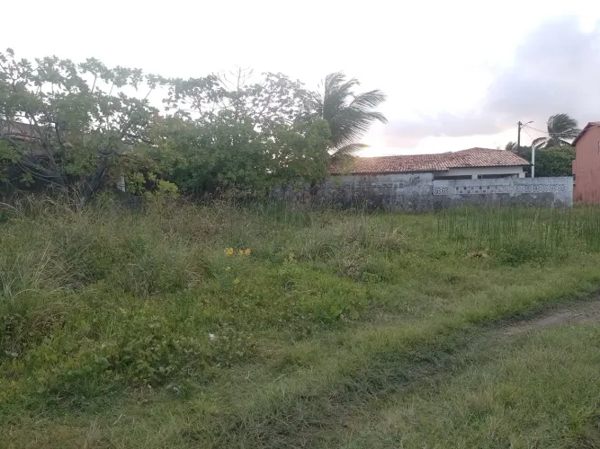 VENDO COM URGENCIA! TERRENO NA PRAIA DE SANTA RITA. TAM, 8X 17. VALOR: 70 .000