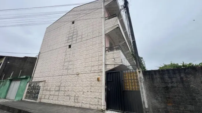 Kitnet para aluguel no Castelão REF: KT0020