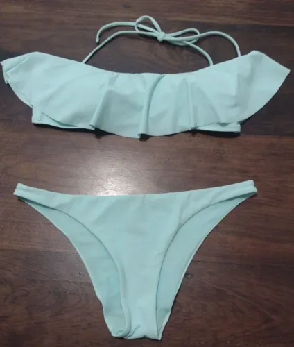 Biquini ZARA importado novo verde água maravilhoso!