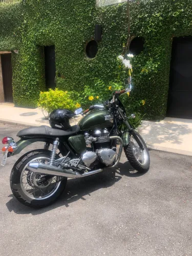 Vendo motocicleta Triumph CafeRace 2o dono