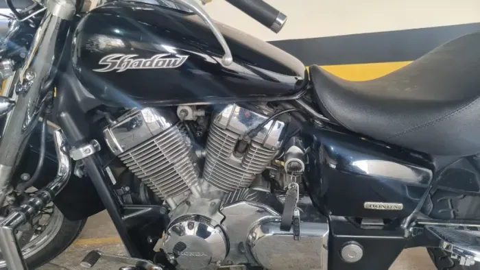 Honda Shadow 750 Raridade com apenas 34 mil km e toda original
