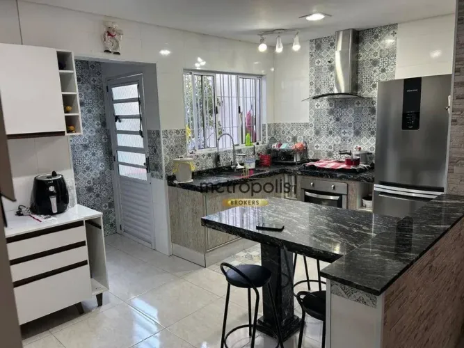 Sobrado à venda, 196 m² por R$ 850.000,00 - Vila Guiomar - Santo André/SP
