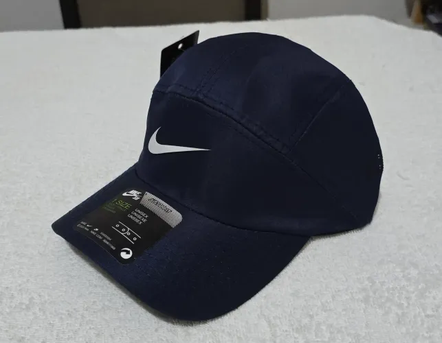 Boné impermeável da Nike 