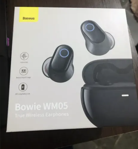 Fone de ouvido bluetooth premium - Baseus Bowie WM05, c/ cancelamento de ruído (Lacrado)