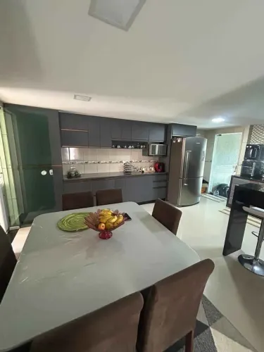 * CASA DISPONÍVEL PARA A VENDA