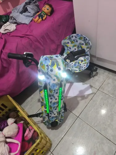 triciclo elétrico vendo barato pra sair rápido 500