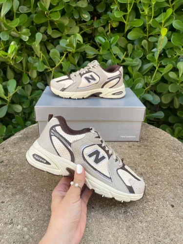 Tênis feminino Casual NB moda