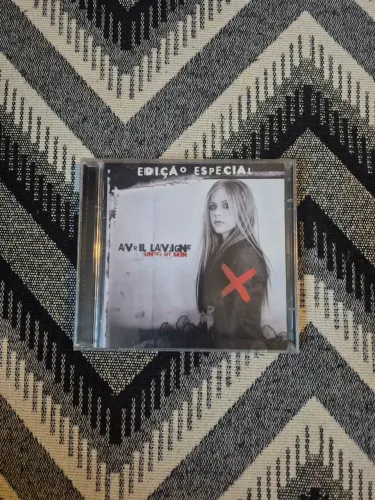 Avril Lavigne CD under my skin