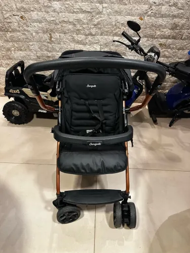 Carrinho de bebê