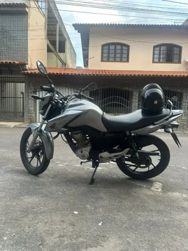Moto toda certinha , 160 flex só comprar e transferir toda conservada *.