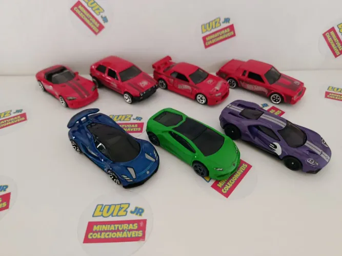 Hot Wheels - lote com 7 miniaturas