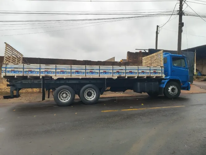 Carroceria 8,20 para Mercedes