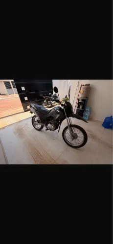 Vendo moto bros ano 2010 valor 11 mil reais