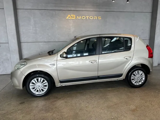 Renault Sandero Privilège Hi-flex 1.6 8V 5P 2013