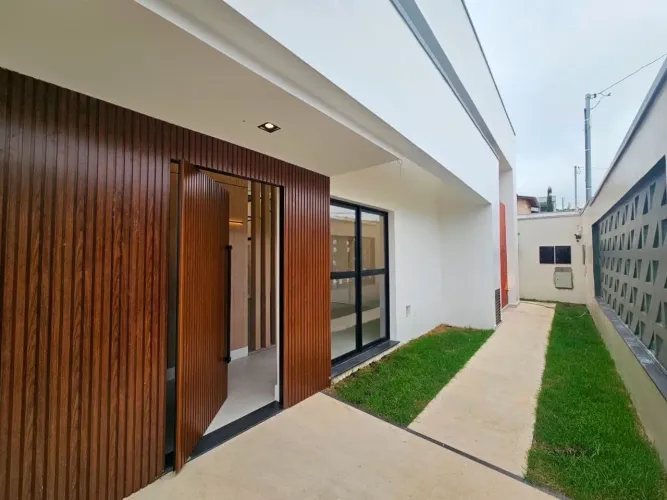 Casa nova moderna à venda no Jardim Floresta - 185 m²