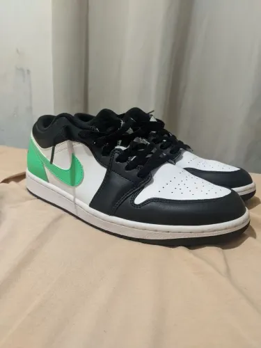 Tênis Air Jordan 1 Low Green Glow