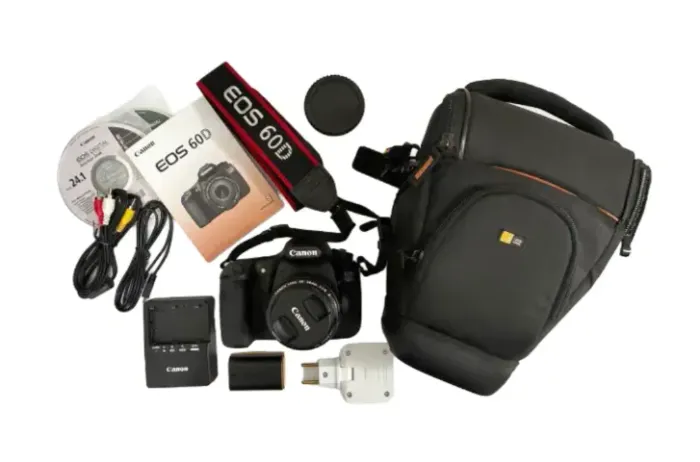 Canon EOS 60D + Lente 50mm f/1.8 + Bolsa Case Logic + acessórios <1000 Cliques (Com Nota)