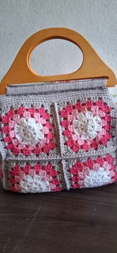 Bolsa de croche rosa