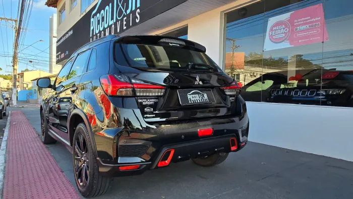 Mitsubishi Outlander SP. HPE Black ED. 2.0 Flex AUT 2022