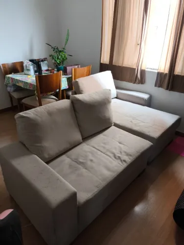 Sofá Modular com Chaise - Ótima Estrutura (Ideal para Reforma/Estofamento)