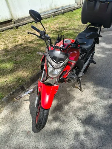 VENDE-SE MOTO HONDA 2021, TWISTER 250, 180.000 KM; ÚNICO DONO; VALOR: R$ 15.000,00; SSA/BA