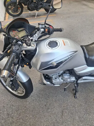 SUZUKI GSR 125S 2016 ? 2º DONO | TODA REVISADA | MUITO NOVA