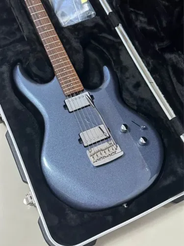 Music Man Luke III